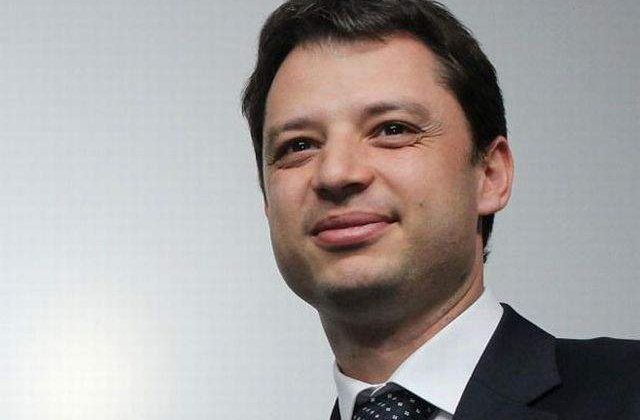 Ministrul bulgar al economiei, atacat cu bulgari de zapada