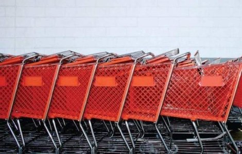 Sase distribuitori francezi retrag de la vanzare produse furnizate de Findus si Comigel