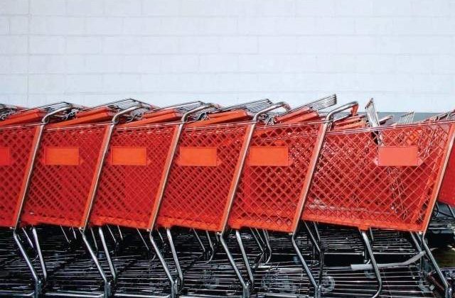 Sase distribuitori francezi retrag de la vanzare produse furnizate de Findus si Comigel