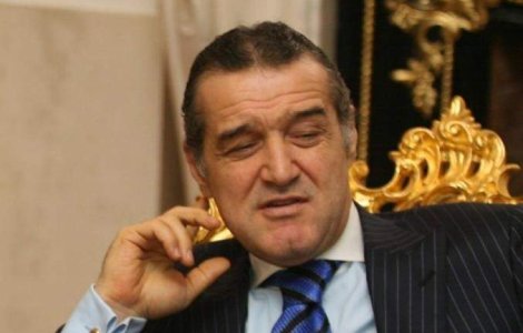 Becali si-a dat demisia din PNL. Antonescu: Va fi parlamentar independent