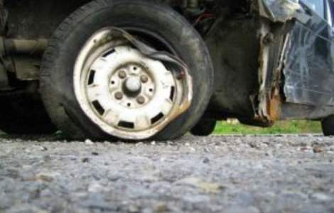 Sibiu: Opt cetateni bulgari au fost raniti intr-un accident pe DN 1