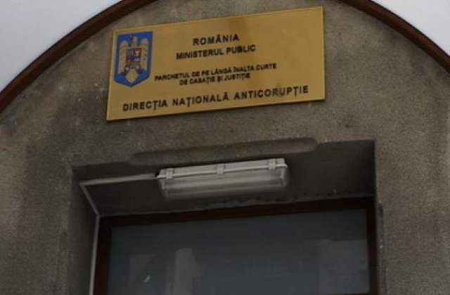 DNA pune la indoiala calitatea de opera stiintifica a lucrarilor lui Adrian Nastase