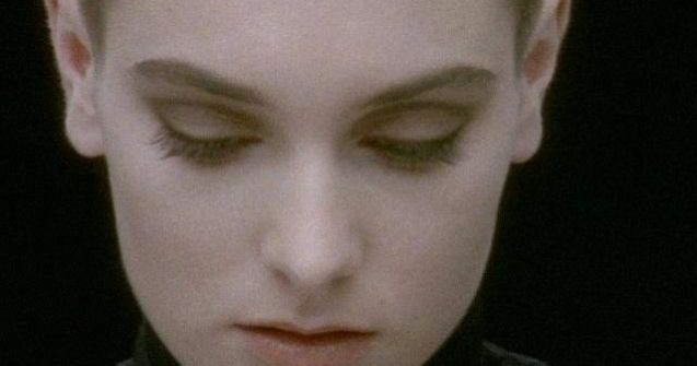 Sinead O`Connor: Demisia, cea mai mare realizare a Papei Benedict