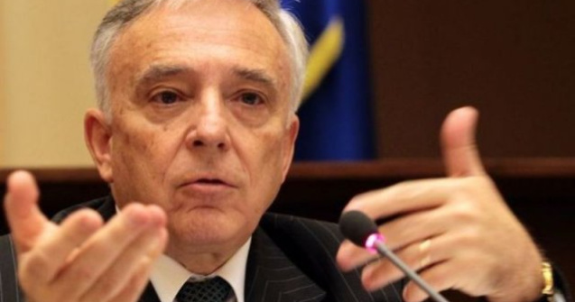 Adrian Vasilescu, BNR: ”Mugur Isărescu NU a colaborat cu Securitatea”