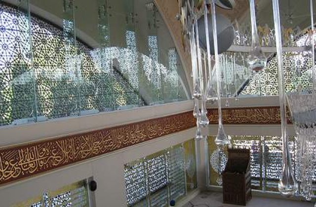 VIDEO: Prima moschee proiectata de o femeie musulmana