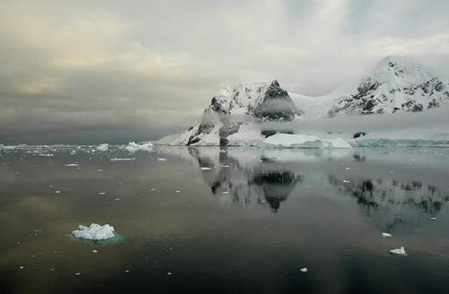 Gaura din stratul de ozon de deasupra Antarcticii a atins 25 de milioane de kilometri patrati