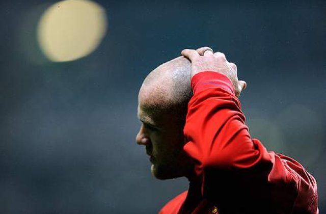 Ferguson il apara pe Rooney