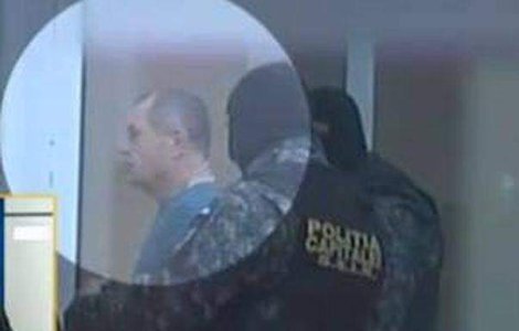 Inchisoare pe viata pentru criminalul de la Perla