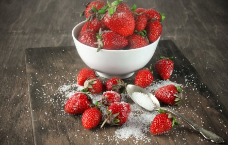 Căpșunile cu zahăr - dăunătoare! Ce au descoperit specialiștii