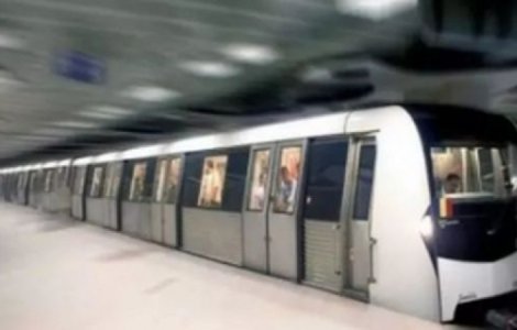 Alertă falsă cu bombă la metrou. Stația Eroilor a fost evacuată