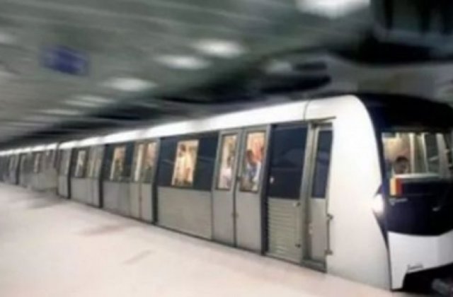 Alertă falsă cu bombă la metrou. Stația Eroilor a fost evacuată