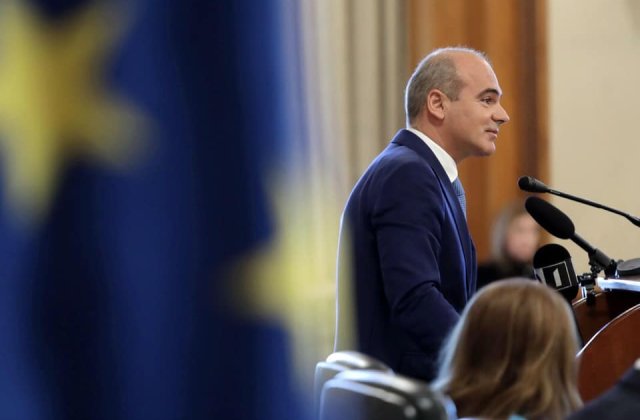 Rareș Bogdan: &bdquo;Jigodia lui Orban &icirc;l atacă pe Klaus Iohannis!&rdquo;
