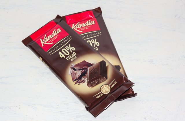 Focar de coronavirus la fabrica de ciocolată Kandia din Bucureşti. 20 de angajaţi au fost testați pozitiv