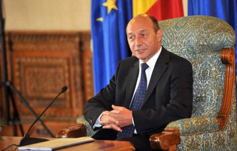 Basescu: &#39;Sper sa avem inteligenta sa nu facem greva generala&#39;