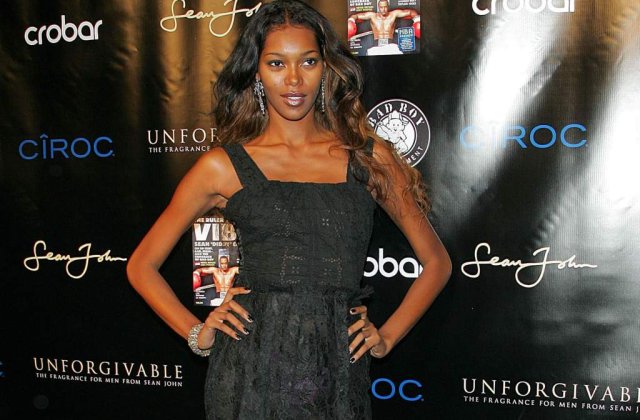 Este oficial: Sean Penn are o noua iubita