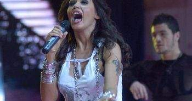 Oana Zavoranu isi terorizeaza colegii