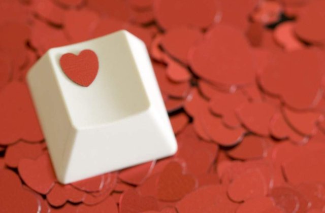 TOP 10: Cele mai ciudate site-uri matrimoniale