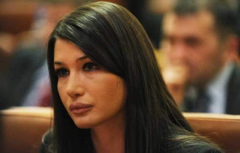 Traian Basescu a confirmat ca Elena este insarcinata