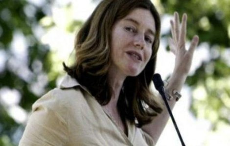 O femeie ar putea conduce pentru prima oara cotidianul Le Monde