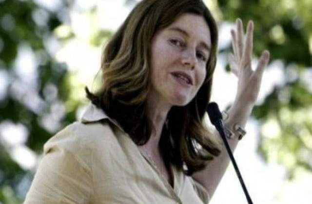 O femeie ar putea conduce pentru prima oara cotidianul Le Monde