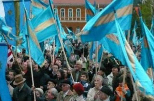 Ungaria sfideaza Romania din nou: Steagul secuiesc, arborat pe Parlament