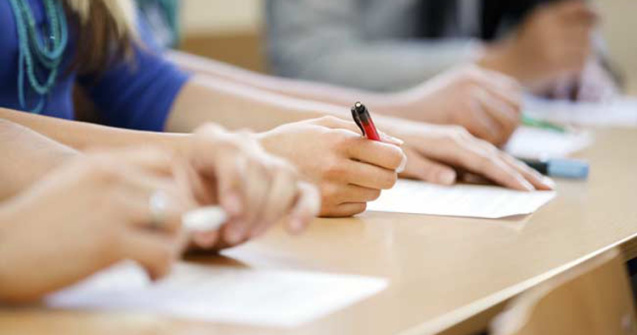 Cele mai tari perle de la Bac: ”Zoe era parașută” și ”Otilia era panaramă”