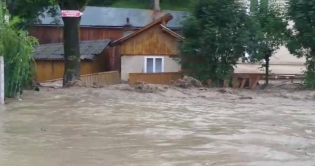 Bilanț negru al inundațiilor în România: 19 județe devastate în 24 de ore