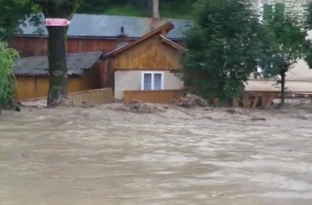 Bilanț negru al inundațiilor în România: 19 județe devastate în 24 de ore