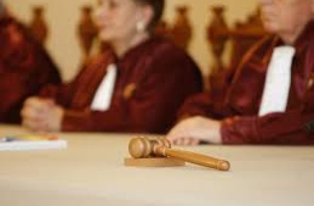 CCR a decis! Carantinarea, izolarea și internarea obligatorie sunt neconstituționale