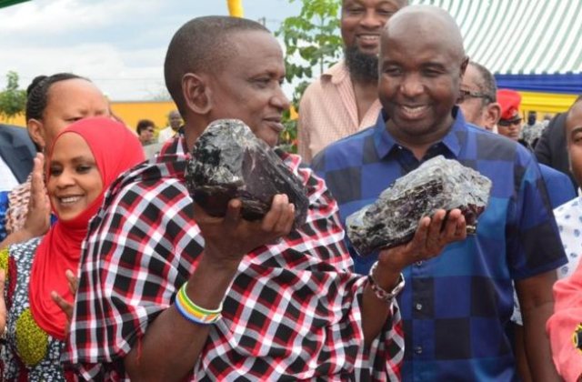 Un miner din Tanzania a devenit milionar peste noapte. Ce rarități a găsit &icirc;n păm&acirc;nt