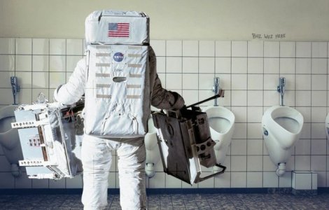 NASA oferă zeci de mii de dolari pentru cel mai bun design de toaletă spațială