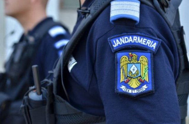 Spectacol ilegal pe plaja Tuzla, întrerupt de jandarmi. Au fost date amenzi de 10.000 de lei