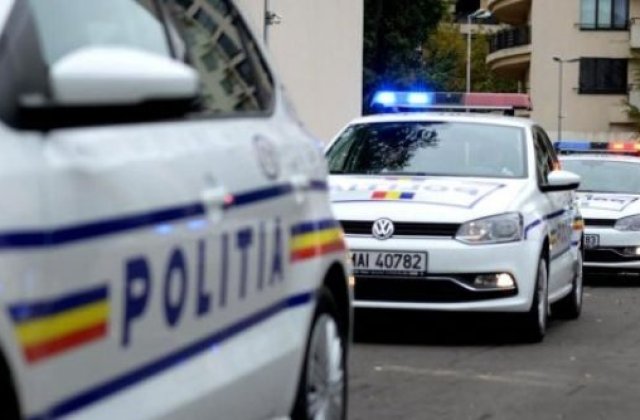 O fată de 16 ani și-a înscenat răpirea pentru a petrece timp cu iubitul