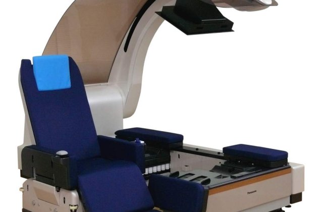 Robotul care se transforma din pat in fotoliu rulant