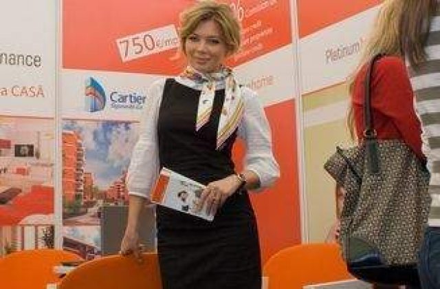 Gina Pistol, agent imobiliar