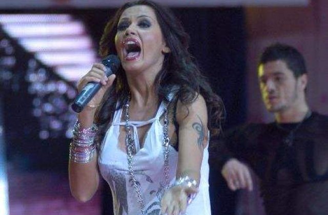 Zavoranca ii &#39;toaca&#39; banii lui Diaconescu