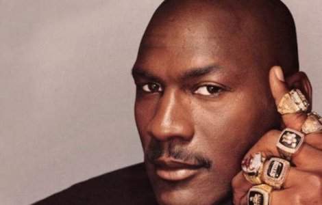 Michael Jordan implineste 50 de ani
