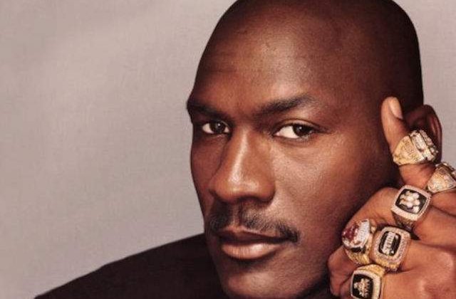 Michael Jordan implineste 50 de ani