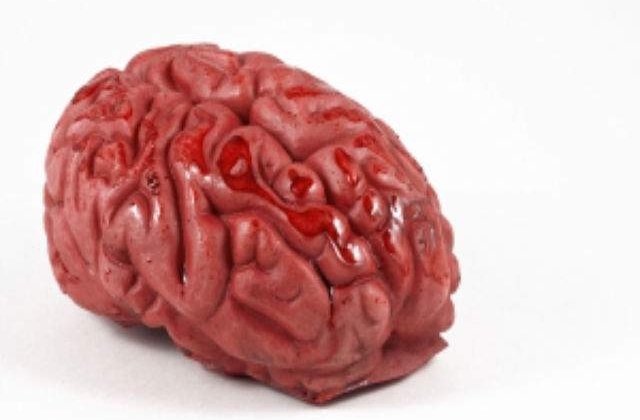 Vinul si ceaiul verde protejeaza creierul contra Alzheimer