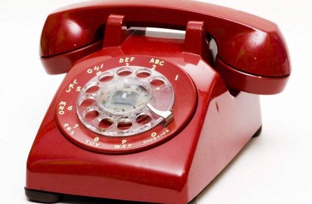 Retea de interceptari telefonice, destructurata de DIICOT