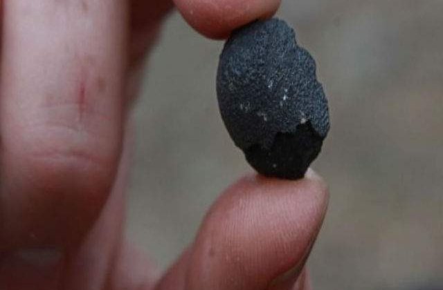 Rusii ar fi scos la vanzare fragmente de meteoriti: Politia verifica zvonurile