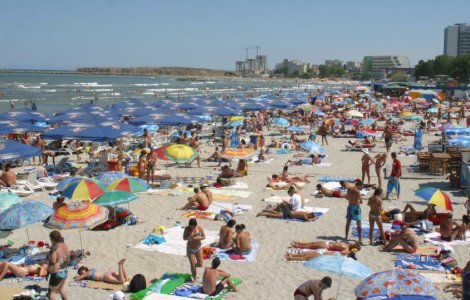 Prețurile pe litoral: o turistă se plânge că a lăsat 2.500 de euro în Mamaia