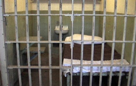 Prădătorii sexuali, doar închisoare cu EXECUTARE. Cresc toate pedepsele pentru infracțiuni de acest fel