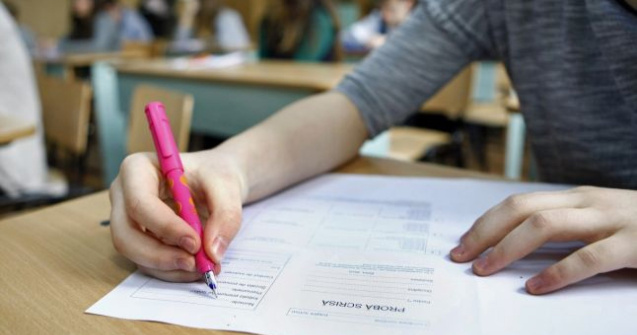 Misterele Bacalaureatului: Cum ajunge o lucrare de nota 10 să fie notată cu 6