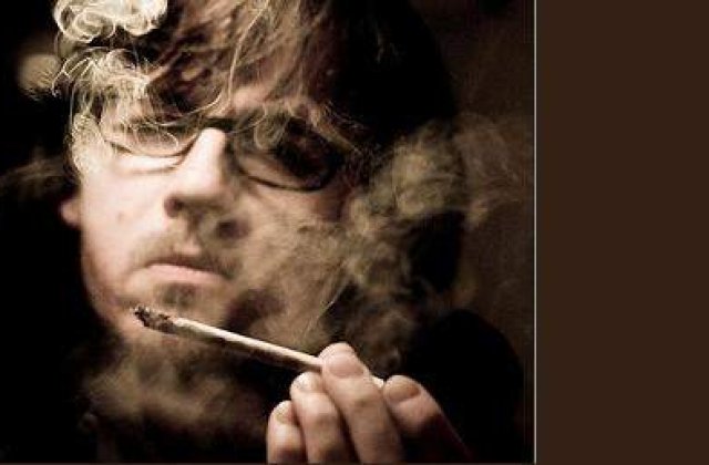 Consumul de droguri si prostitutia ar putea fi legalizate