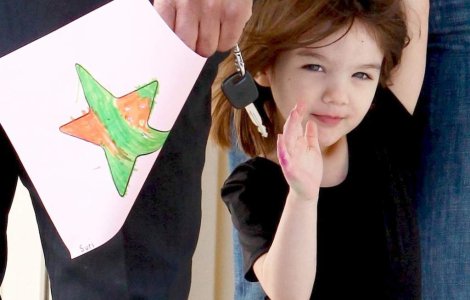 La doar trei ani, Suri Cruise poarta tocuri