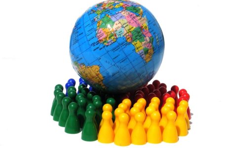 Economia Romaniei este &#39;sustinuta&#39; de numai o treime dintre romani