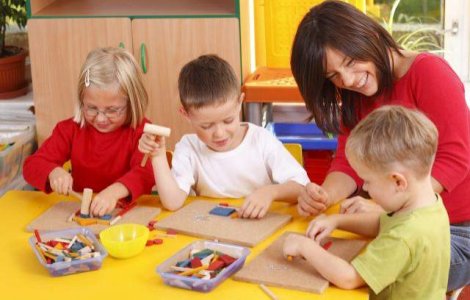 Comisia Prezidentiala le interzice profesorilor sa dea meditatii