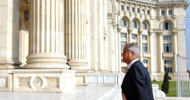 Adrian Nastase a platit prejudiciul din "Dosarul Calitatii"