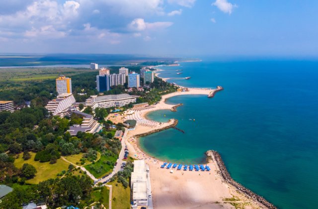 Orban, despre deficitul pe turism: 83 la sută dintre români vor să îşi petreacă concediul în România